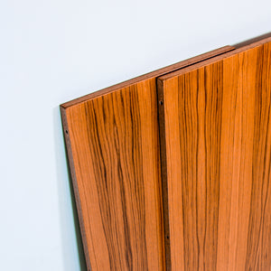 RUNT MATBORD I TEAK