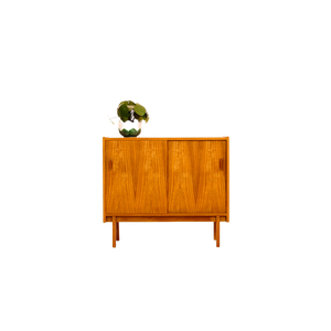 SKÅP I TEAK