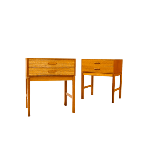 PARET SÄNGBORD I TEAK